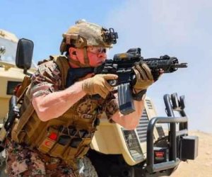 ملك الأردن يشارك وحدات الصاعقة بالجيش المشاركة في التدريبات القتالية