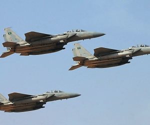 معارك وغارات ليلية لطيران التحالف العربي على الحوثيين باليمن