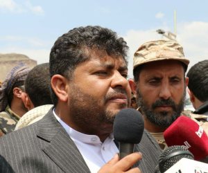 هل يتلاعب الحوثي مرة أخرى؟.. زعيم الانقلابيين اليمنيين يوارب باب المشاركة في مفاوضات السويد 