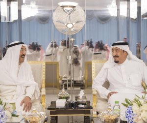 هل تنجح الوساطة الكويتية في إنهاء عزلة قطر؟ (صور)