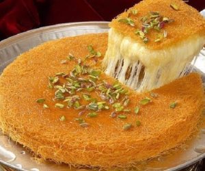 جددى سفرتك فى رمضان بوصفات شامية.. طريقة عمل الكنافة بالجبن الفلسطينى