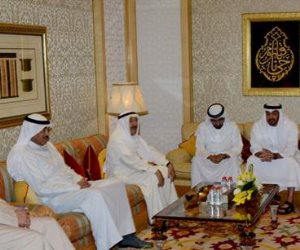 أمير الكويت يلتقي نائب رئيس دولة الإمارات (صور)