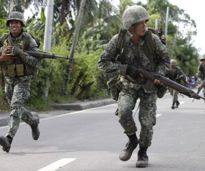 الجيش الفيليبيني : السيطرة على مركز قيادة الجهاديين في مراوي 