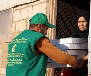 «سلمان للإغاثة» .. توزيع وجبات إفطار على لاجئي سوريا بلبنان (صور) 