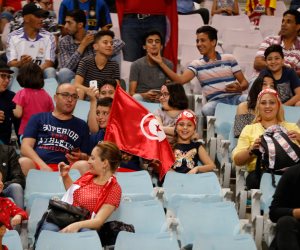 مواجهة مصر وتونس .. أجواء ملعب رادس قبل اللقاء (فيديو)