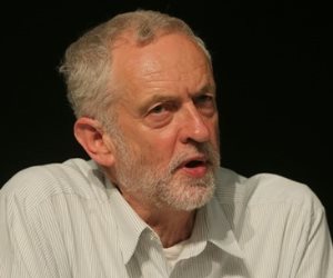 زعيم حزب العمال البريطاني: لا أساس قانوني لهجوم لندن على سوريا