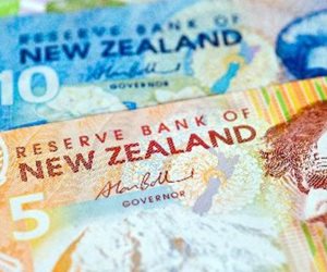 الدولار النيوزيلندي يرتفع وسط حياد البنك المركزي