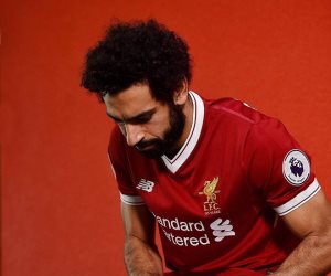 بالفيديو .. صلاح يعرض جولته الأولى داخل ملعب ليفربول