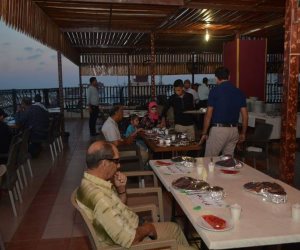 نقابة «مهندسي الإسكندرية» تقيم حفل إفطار جماعي لأعضائها بمطروح (صور) 