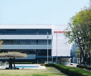 فيروس كمبيوتر يوقف الإنتاج في مصنع لهوندا باليابان