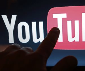 لتنفيذ حكم غلق يوتيوب.. إنذار على يد محضر لرئيس «القومي للاتصالات» (مستند)