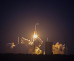 الصين تفشل فى إيصال صاروخ للفضاء بعد رحلة منتصف الطريق 