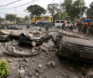 مقتل شخص وإصابة اثنين آخرين إثر حدوث انهيارات أرضية بسبب زلزال في بيرو