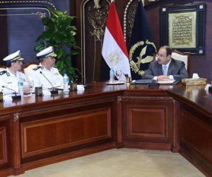 وزير الداخلية في اجتماع القيادات: ليس لدينا غير الحزم للتعامل مع أية محاولة تعطل أداءنا (فيديو)