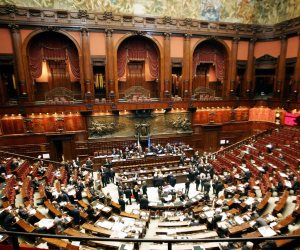 "الشيوخ الإيطالي" يصوت اليوم لتحديد موعد لإجراء اقتراع بحجب الثقة عن الحكومة