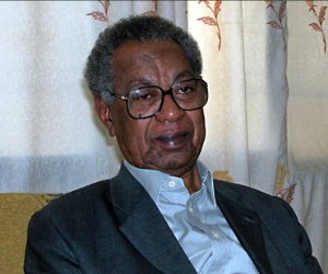 5 معلومات عن الروائي السوداني الراحل الطيب صالح