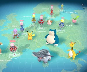 شركة Niantic تحتفل بمرور عام على لعبتها Pokémon Go حول العالم (فيديو)
