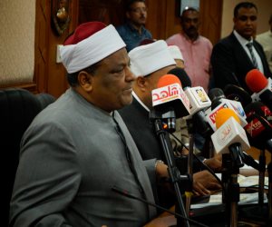 عباس شومان: شيخ الأزهر قرر إعفاء الأوائل من مصاريف الدراسة الجامعية