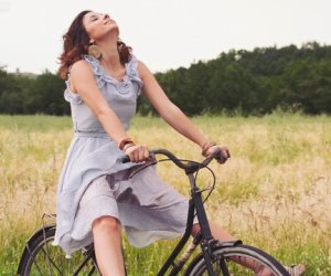 دراسة تؤكد مخاطر ركوب السيدات الدراجات..إلتهاب الجلد وتؤثر علي الحياة الجنسية  