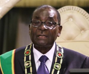 زيمبابوي تعاني من نقص السيولة وتحتاج 274 مليون دولار لانتخابات 2018