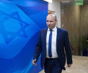 «مسكين وجبان».. نائبة بالكنيست تهاجم رئيس الوزراء الإسرائيلي