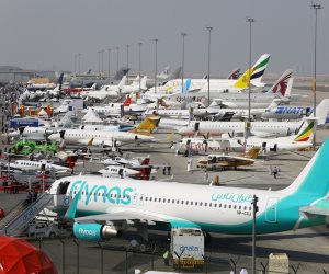 الدفاع الإماراتية: مجموعة «الفرسان الروس» ستشارك في معرض دبي للطيران