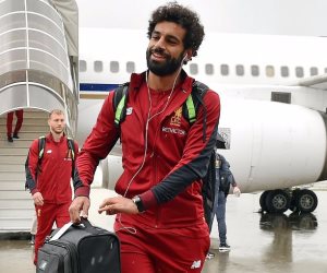 محمد صلاح يصل ألمانيا مع ليفربول لمواجهة بايرن ميونخ (صور)