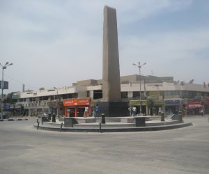 مسلة الفيوم أقامها سنوسرت الأول احتفالا لتحويل المحافظة إلى أرض زراعية 