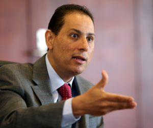 تعيين «محمد عمران» عضوا بمجلس إدارة البنك المركزي المصري