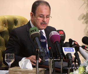 بعد ضبط خلية سيناء.. وزير الداخلية يكلف أمن الموانئ بمطاردة "اللاسلكي"