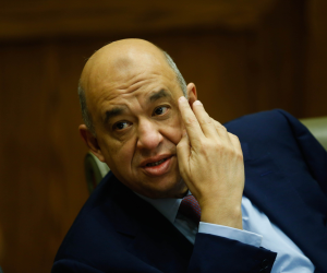وزير السياحة يصدر توجيهاته لبعثة الحج لحل مشكلة أوتوبيسات الحج البري في الأردن