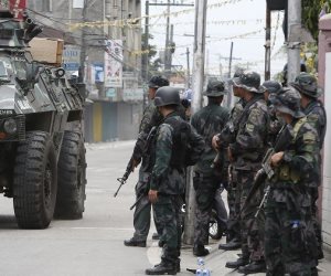 مصرع 25 شخصًا في معارك بين مسلحين وانفصالين مدعومين من حكومة الفلبين