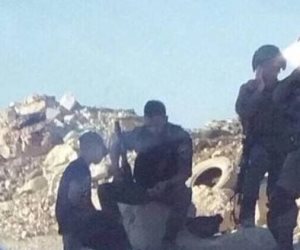 اعتقال شابا فلسطينيا حاول دهس جنود إسرائيليين بسيارته