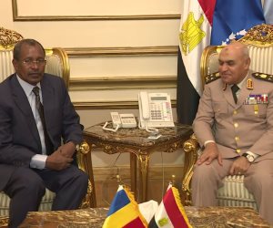 المتحدث العسكري ينشر فيديو لقاء وزير الدفاع والفريق بشارة عيسى