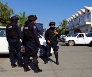 في مدينة رينوسا المكسيكية .. مقتل 15 شخصا على يد مسلحون 