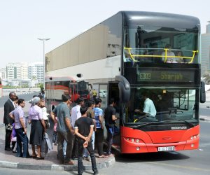 «التدخين» أبرز مخالفات النقل العام بدبي