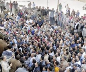 تراجع عدد تصاريح العمل للمصريين بدول الخليج والسبب «الحرب على الحوثيين»