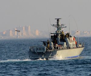 بحرية الاحتلال تعتقل 5 صيادين فلسطينيين في بحر مدينة غزة
