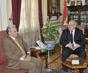 جابر نصار يزور الخشت ويهنئه برئاسة جامعة القاهرة (صور)