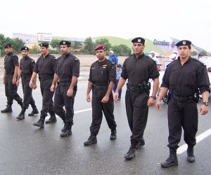 شرطة الإمارات تعتقل خمسة لصلتهم بشبكة مخدرات دولية