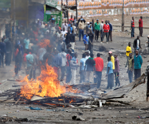 مقتل وإصابة 6 خلال تفريق متظاهرين معترضين على الانتخابات الرئاسية في كينيا