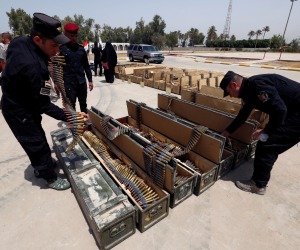 الشرطة العراقية : القبض على 11 داعشيا وضبط مخزن للأسلحة غربى الأنبار