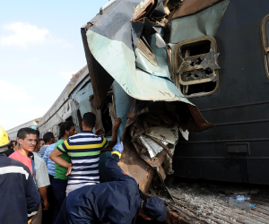 نيابة الإسكندرية تأمر بحبس سائق قطار بورسعيد ومساعده بحادث الإسكندرية 