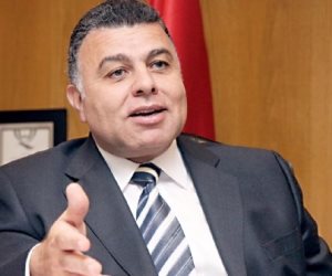 وفاة والدة أسامة صالح وزير الاستثمار الأسبق
