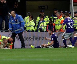 اشتباكات وإصابات في مباراة ميدلزبره وشيفيلد بدوري الدرجة الأولى الإنجليزي (صور)
