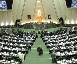 بسبب الاضطرابات.. مجلس الشورى الإيرانى يعقد جلسة مغلقة
