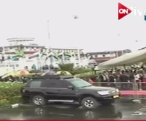 استقبال شعبى للرئيس السيسي بتنزانيا (فيديو)