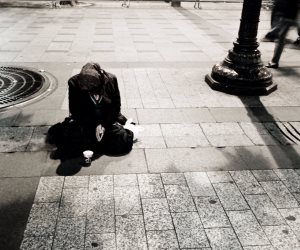 «معلمة قنا».. «الحلة» تكسر كبريائها