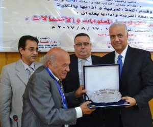 افتتاح المؤتمر الدولى الأول لقسم اللغة العربية بجامعة الإسكندرية (صور)