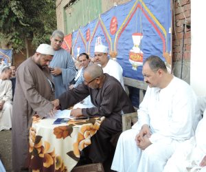 برعاية الأمن.. الصلح بين أهالي أبو الغيط وقليوب البلد  (صور)